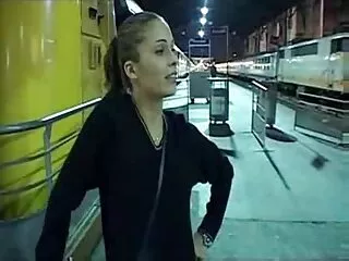یک زیردست جوان به رئیس لینک گروه سکسی تلگرام خود مکش داد