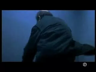 سه دوست دختر سعی گروه سکسی تل می کنند فالوس سیاه را بکشند