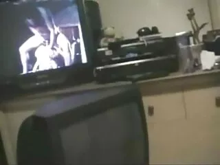 همسر یک دوربین مخفی در اتاق خواب گذاشت ، در حالی که لینکدونی سکسی تلگرام شوهرش با معشوق خود می خوابید ، خاموش شد