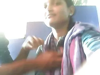 شخص برهنه در حال لذت بردن از کار دستی از یک چتکده سکسی دختر مست