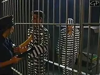 داغ, بررسی سوالات برهنه